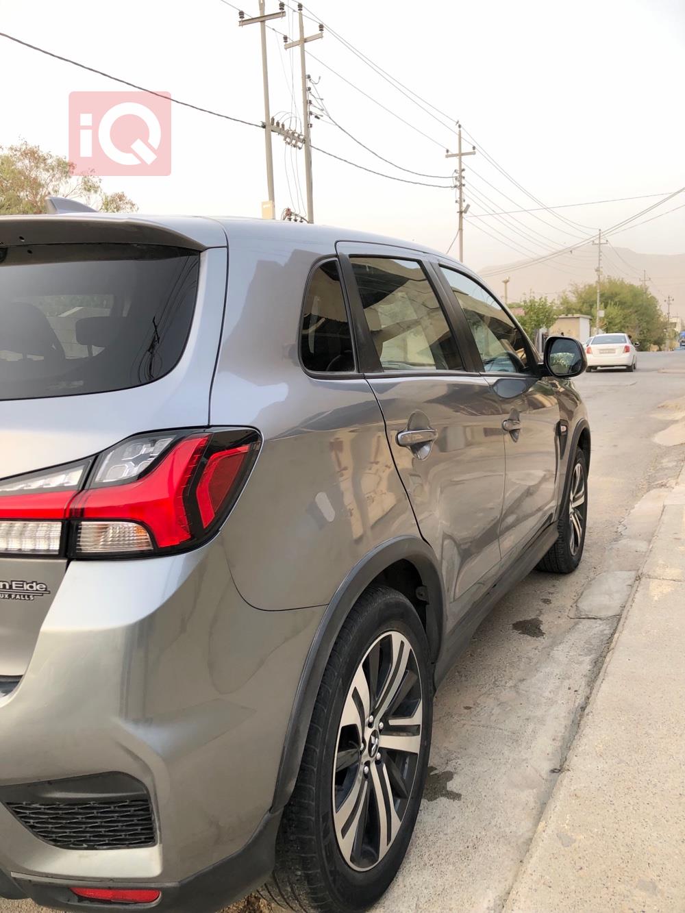 ميتسوبيشي اوتلاندر